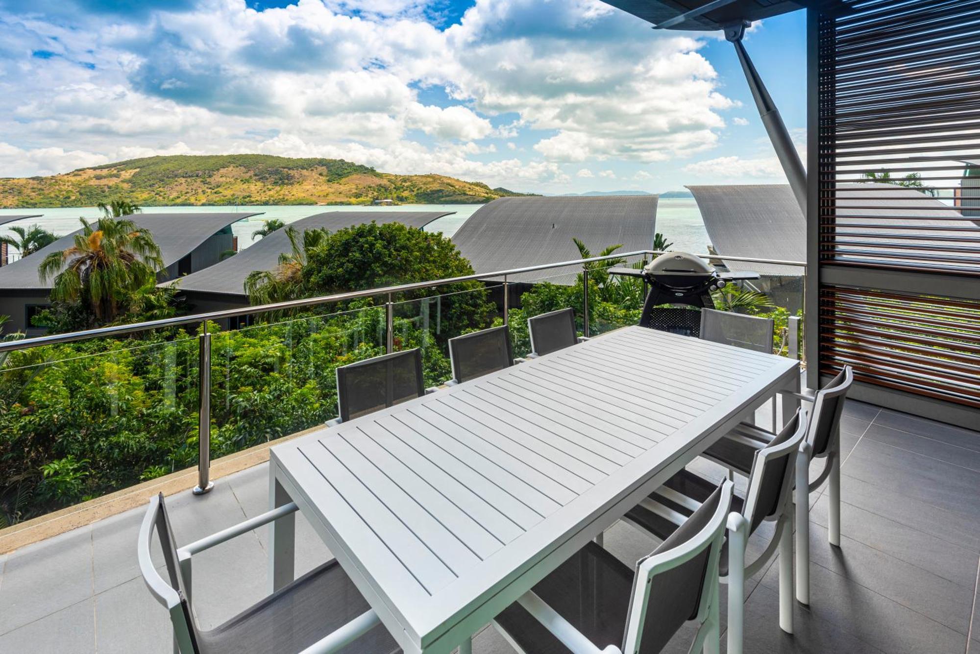 Yacht Club Villas On Hamilton Island By Hiha Exterior photo