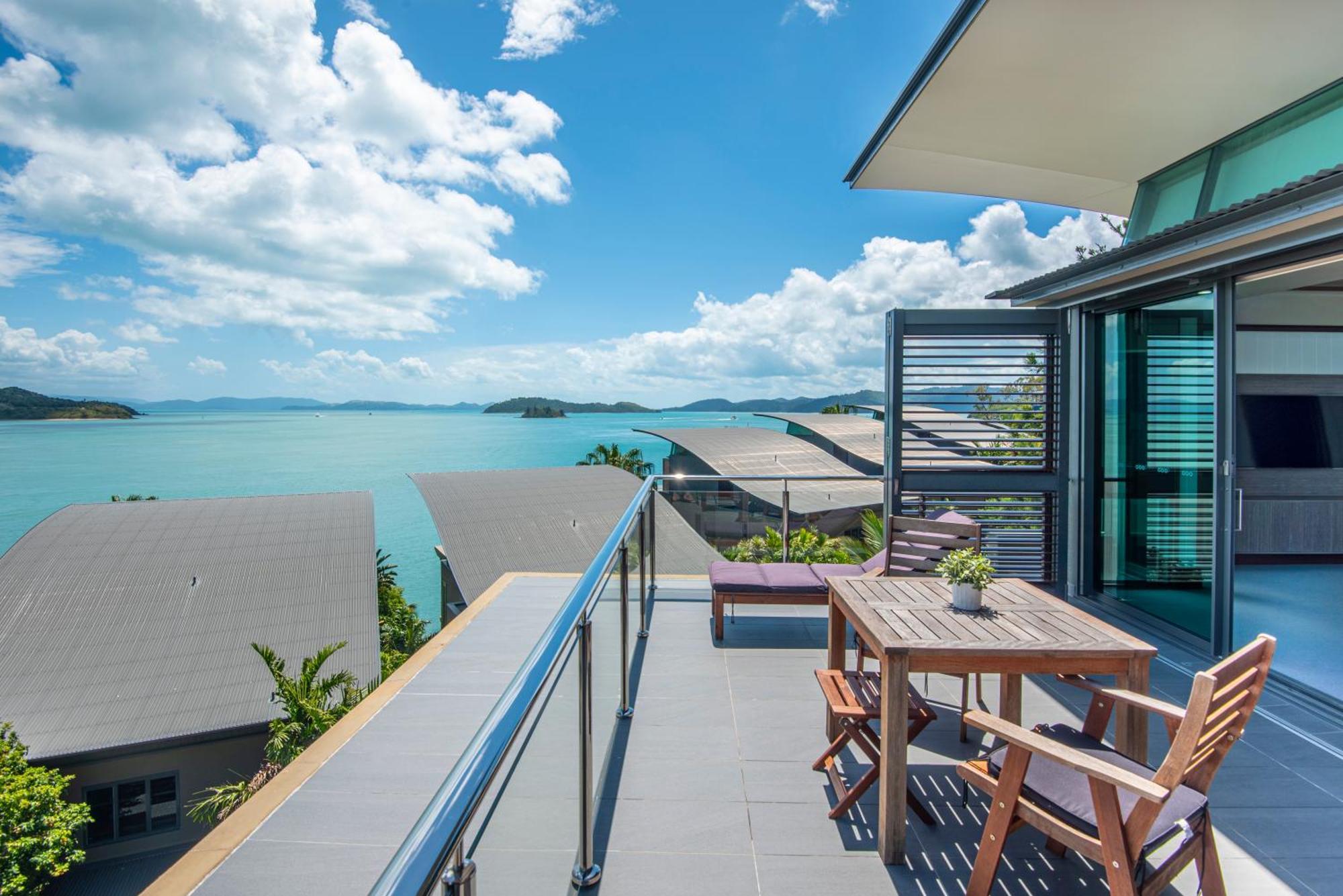 Yacht Club Villas On Hamilton Island By Hiha Exterior photo