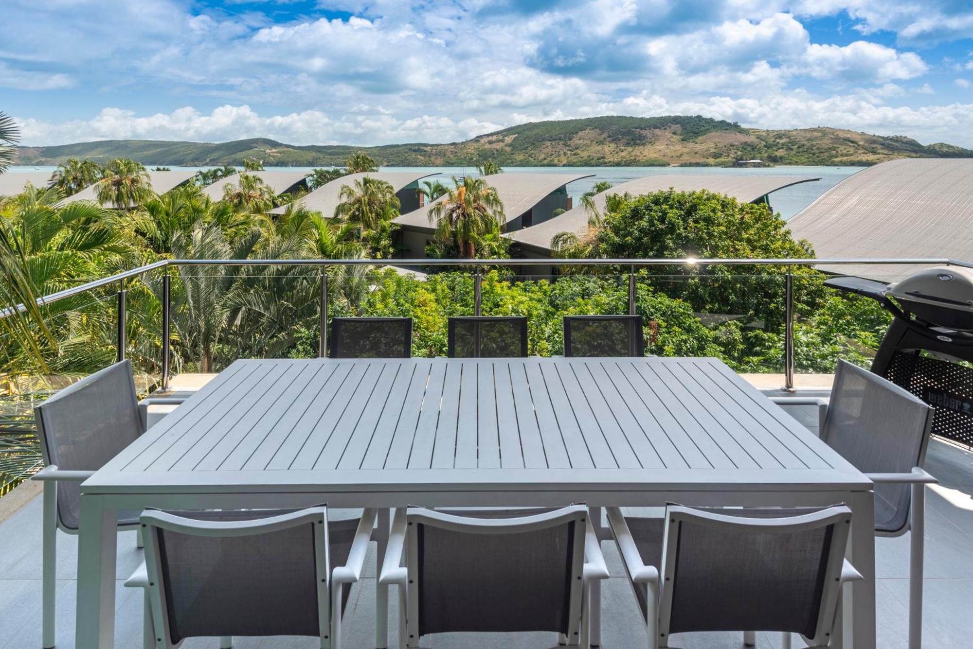 Yacht Club Villas On Hamilton Island By Hiha Exterior photo